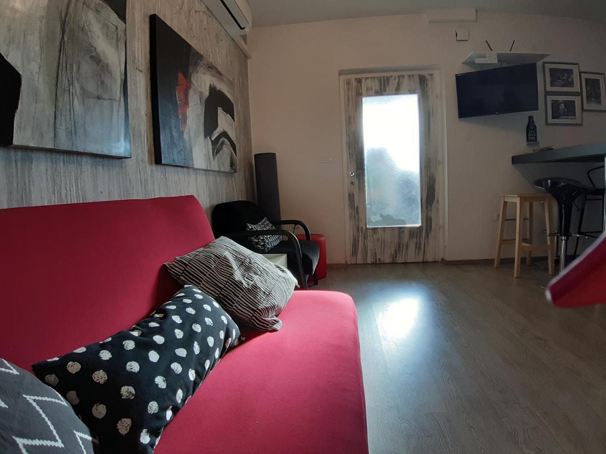 Apartment Tina Istra บูเย ภายนอก รูปภาพ